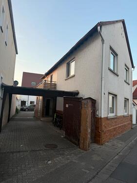 Foto - 2,5 Zimmer Wohnung mit Balkon - 900,00&nbsp;EUR Kaltmiete, ca.&nbsp; 72,00&nbsp;m&sup2;