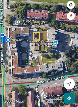 Foto - Außenstellplatz: Parkplatz im Innenhof