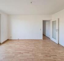 2 Zimmer, Küche, Bad..und Balkon! - Halle (Saale) Damaschkestraße