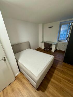 Foto - 1 Zimmer Erdgeschoßwohnung zur Miete in Stuttgart