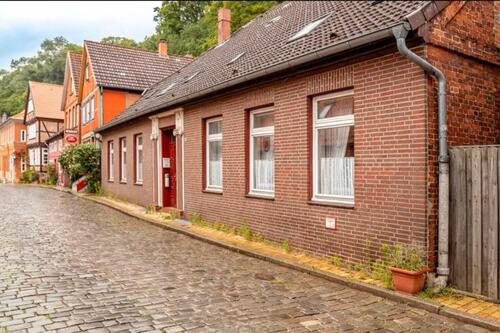 Foto - Einfamilien Haus - 180.000,00&nbsp;EUR Kaufpreis, ca.&nbsp; 160,00&nbsp;m&sup2;
