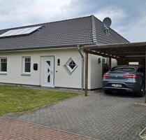 Doppelhaushälfte aus 2014 in ruhiger Lage barrierefrei - Eggebek