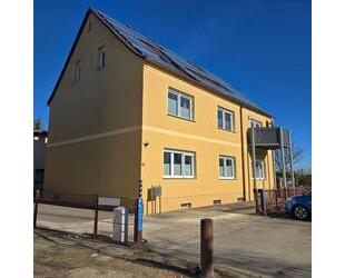 EG - 5 Zimmer- Whg. mit Terrasse und Stellplatz - Bad Lauchstädt