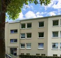 Schicke und großzügige 3,5-Zimmer-Wohnung mit Einbauküche und 2 Balkone - Garbsen Berenbostel