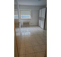 Mietwohnung in Zentrum - 500,00&nbsp;EUR Kaltmiete, ca.&nbsp; 55,00&nbsp;m&sup2; in Pforzheim (PLZ: 75177) Nordstadt