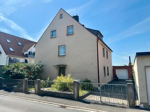 Foto - Mehrfamilienhaus, Wohnhaus zum Kaufen in Niederwerrn