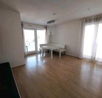 Helle 3-Zimmer-Wohnung mit Dachterrasse und Balkon München-Aubing