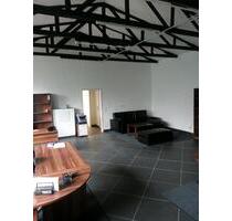 Großes Büro Loft mit Lagerhalle und Garten zu vermieten - Krefeld Gartenstadt