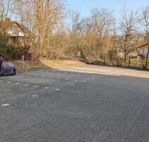 Außenstellplätze Nähe Globus Kitzingen zu vermieten