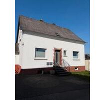 Wohnung 1. Obergeschoss, 83 qm, EBK, Balkon, Garten - Landscheid