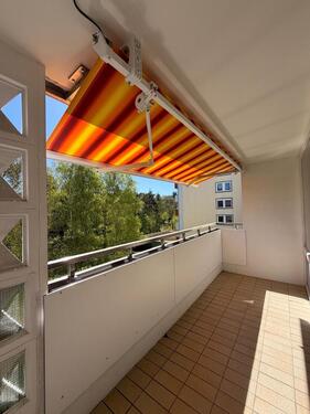 Foto - 3,5-Zimmer-Wohnung mit Balkon, Pool & Sauna, 93m2 Wohnkomfort