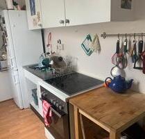 1-Zimmerwohnung (+ 2 extra Räume) am Rand der Altstadt - Tübingen