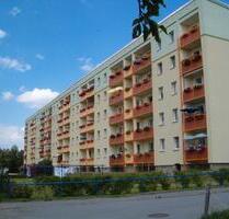 kleine 2-Raumwohnung mit Balkon und herrlichen Blick ins Erzgebirge - Großolbersdorf