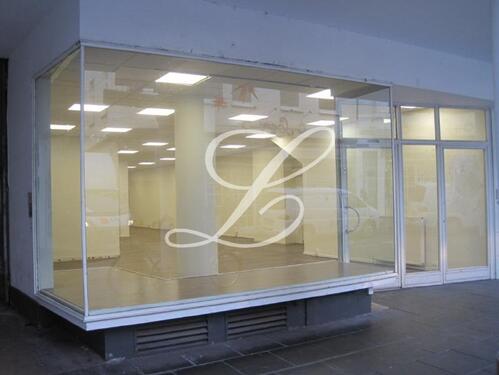 Foto - Schönes City-Ladenlokal mit viel Schaufenster in der beliebten Friedrichstraße!