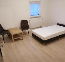 Wg zimmer in niederhofen - 550,00&nbsp;EUR Kaltmiete, ca.&nbsp; 25,00&nbsp;m&sup2; in Neumarkt in der Oberpfalz (PLZ: 92318) Altenhof