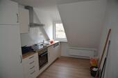 Foto - Renovierte Dachgeschoss-Wohnung in Holsterhausen mit Einbauküche