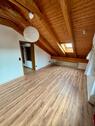 Foto - 1,5-Zimmer Dachgeschosswohnung - 300,00&nbsp;EUR Kaltmiete, ca.&nbsp; 23,00&nbsp;m&sup2;