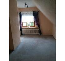 Zimmer im Einfamilienhaus - 300,00&nbsp;EUR Kaltmiete, ca.&nbsp; 12,00&nbsp;m&sup2; in Schenefeld (PLZ: 25560)