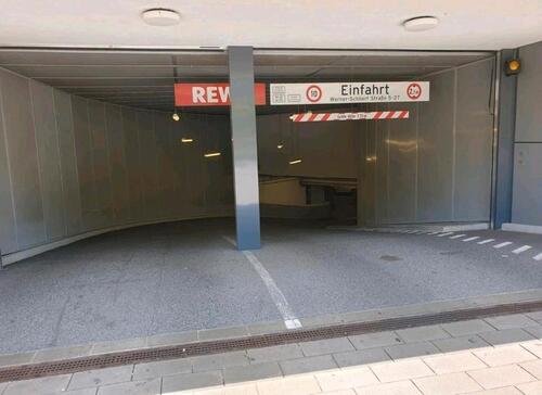 Foto - Tiefgaragenstellplatz Giesing Werner-Schlierf-Straße beim REWE