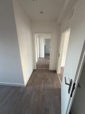 Foto - Erstbezug: Sanierte 3 Zi. Wohnung in Marburg