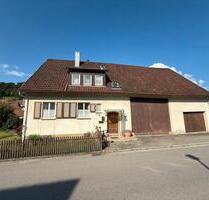 Schnäppchen für Handwerker. Haus mit Garten, Scheune und Garage. - Wildberg