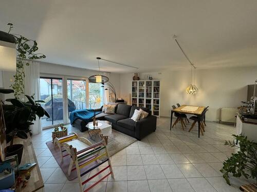 Foto - Ruhige 3-Zimmer-Wohnung (92 m²) mit Balkon und Garage in Bruchsal