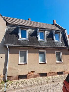 Foto - 9 Zimmer Mehrfamilienhaus, Wohnhaus zum Kaufen in Alsleben (Saale)