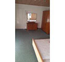 Haus zu vermieten - 550,00 EUR Kaltmiete, in Neuhaus am Rennweg (PLZ: 98724)