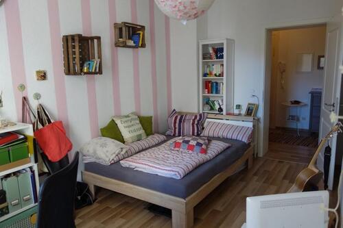 Foto - STUDENTEN + SINGLES AUFGEPASST!+TOLLE 1-R. WHG.+MODERNES DUSCHBAD+OFFENE KÜCHE!+++