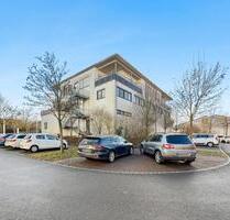 2 Zi. 84 qm Wohnung mit XXL‑Balkon, Aufzug, Stellplatz & RENDITE - Würzburg Heuchelhof