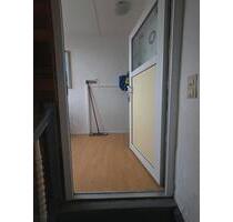 Wohnung zu vermieten 3 OG 90m2 - 850,00&nbsp;EUR Kaltmiete, ca.&nbsp; 92,00&nbsp;m&sup2; in Gelsenkirchen (PLZ: 45899) Gelsenkirchen-West