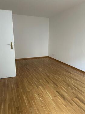 Foto - *** Schöne 2-Zimmer mit Wannenbad, Balkon und Parkett in toller Lage! ***