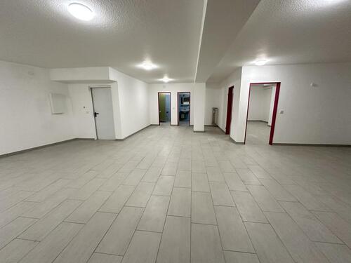 Foto - Praxis oder Bürofläche in der Theodor-Heuss-Allee zu vermieten!