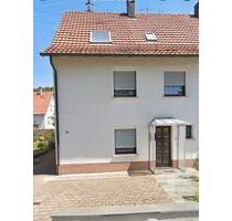 Doppelhaushälfte mit Garage und Garten zu vermieten - Burladingen