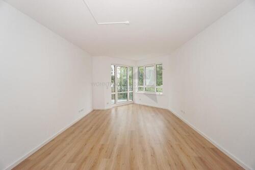 Foto - Modern sanierte 2-Zimmer-Wohnung mit Balkon in Schedewitz