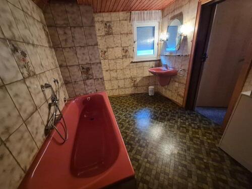 Foto - 7 Zimmer Mehrfamilienhaus, Wohnhaus zum Kaufen in Lambrecht (Pfalz)