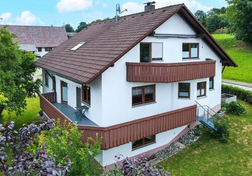 Foto - 2-Zimmer-Wohnung - 650,00&nbsp;EUR Kaltmiete, ca.&nbsp; 68,00&nbsp;m&sup2;