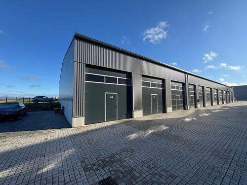 Foto - GarageLagerHalleWerkstatt Wohnmobil Oldtimer Möbel Maschinen