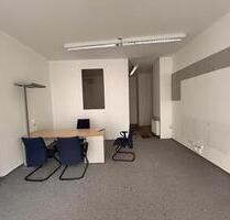 Ladenlokal Frankfurterstrasse - 600,00 EUR Kaltmiete, in Hennef (Sieg) (PLZ: 53773)