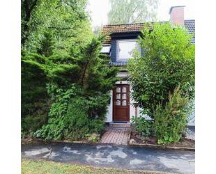 Endreihenhaus 3,5 Zimmer ca. 85 m² Wohnfl. ca. 304 m² Grund - Hamburg Wandsbek