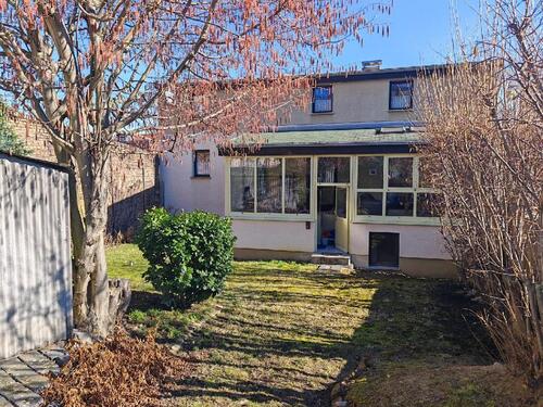 Foto - Gelegenheit - Freistehendes EFH mit Garten und Garage am Stadtpark in Eisleben