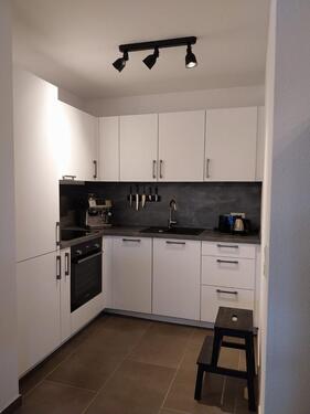 Foto - Hochwertige 2-Zimmer Dachgeschosswohnung mit Einbauküche in ruhiger Wohnlage