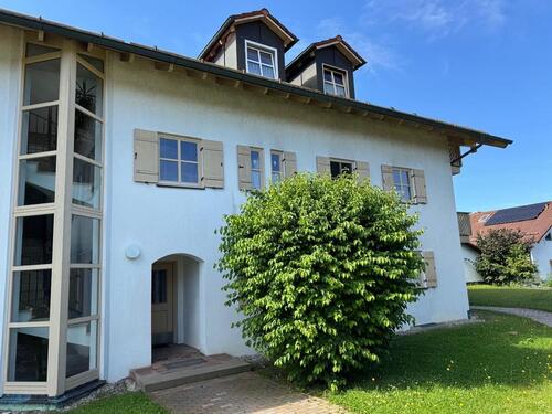 Foto - 1,5 Zimmer Wohnung mit kl. Garten und Tiefgaragenstellplatz