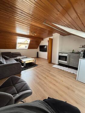 Foto - 2-Zimmer-Dachgeschosswohnung - 700,00&nbsp;EUR Kaltmiete, ca.&nbsp; 65,00&nbsp;m&sup2;