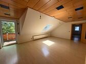 Foto - 6 Zimmer Dachgeschoßwohnung zur Miete in Neukirchen