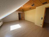 Foto - 6 Zimmer Dachgeschoßwohnung in Neukirchen
