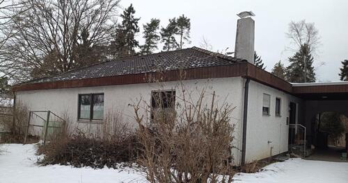 Foto - Bungalow mit Potential in ruhiger Lage in Laaber-Waldetzenberg