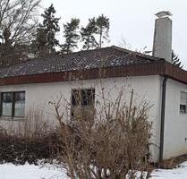 Bungalow mit Potential in ruhiger Lage in Laaber-Waldetzenberg
