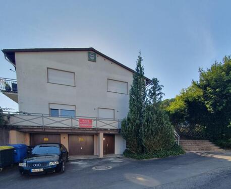 Foto - Zweifamilienhaus mit 284m2 Wohnfl. in 35102 Lohra-Weipoltshausen