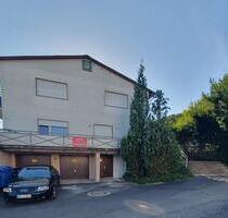Zweifamilienhaus mit 284m2 Wohnfl. in 35102 Lohra-Weipoltshausen